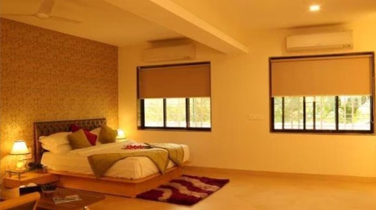 Meritas Seawind Beach Resort, Srīvardhan Exteriér fotografie